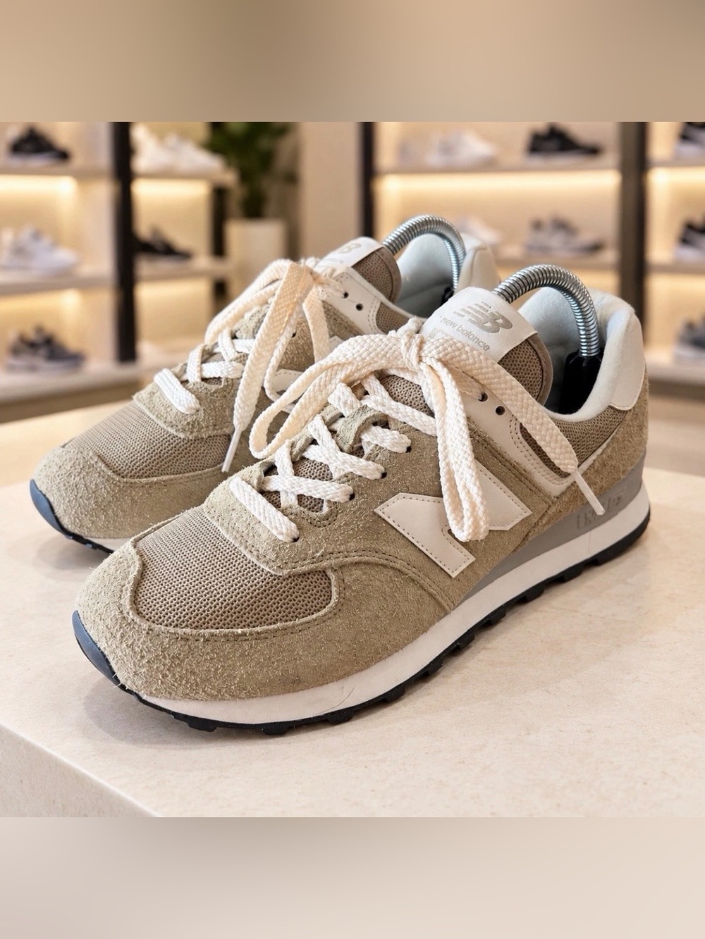 New Balance Sneaker
